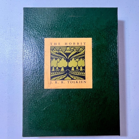 J.R.R. Tolkien's "THE HOBBIT" Book 1966 Collector Hardcover Edition w/ Slipcase - Picture 2 of 4